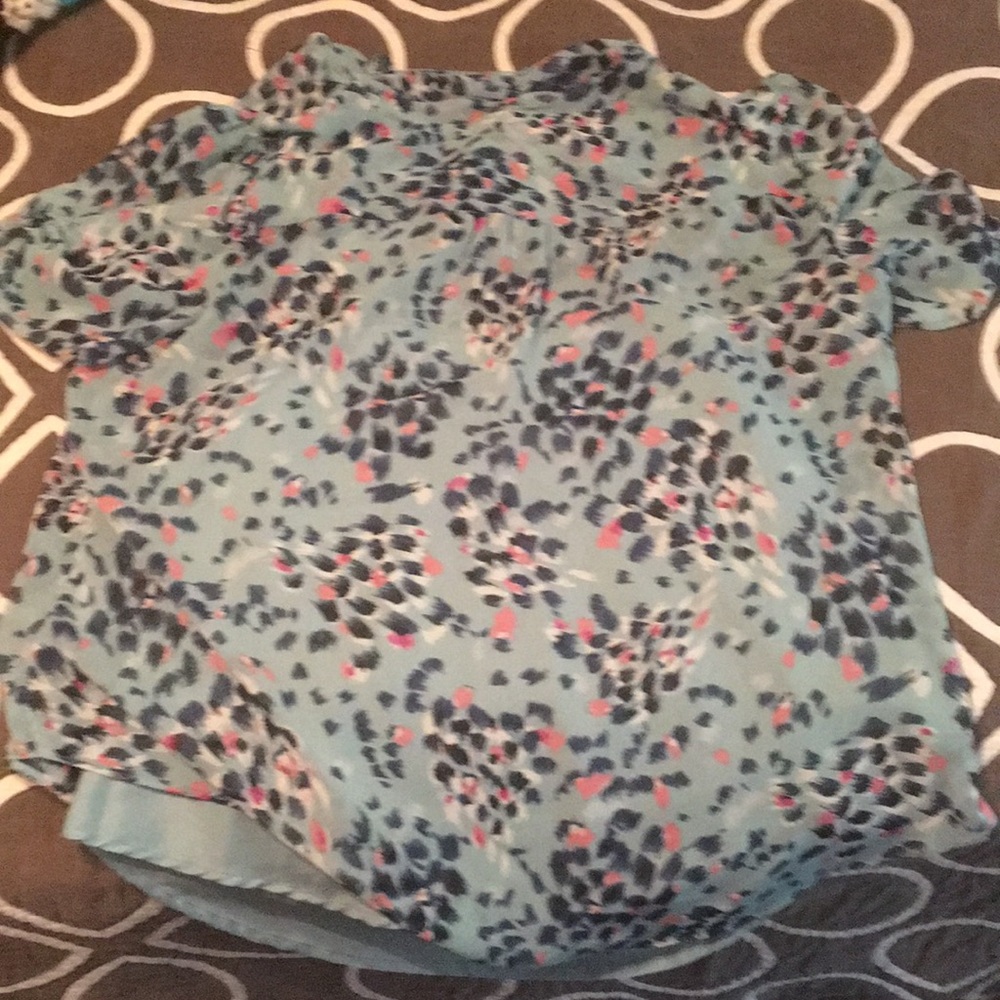 Flowy Spring Top - Picture 5 of 5